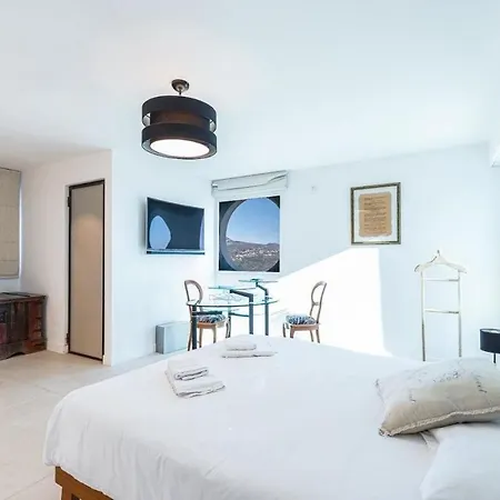 Exceptional Californian Villa, Panoramic Sea View, Infinity Pool 别墅 *