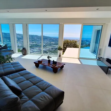 别墅 Exceptional Californian Villa, Panoramic Sea View, Infinity Pool *