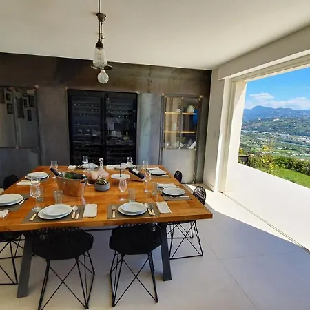 别墅 Exceptional Californian Villa, Panoramic Sea View, Infinity Pool 圣罗兰度瓦